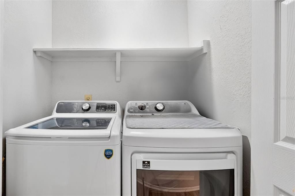 待售: $199,900 (3 贝兹, 2 浴室, 1426 平方英尺)