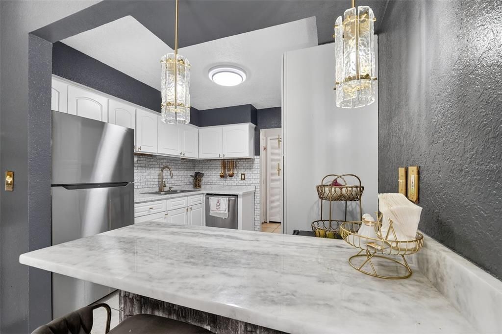 待售: $199,900 (3 贝兹, 2 浴室, 1426 平方英尺)