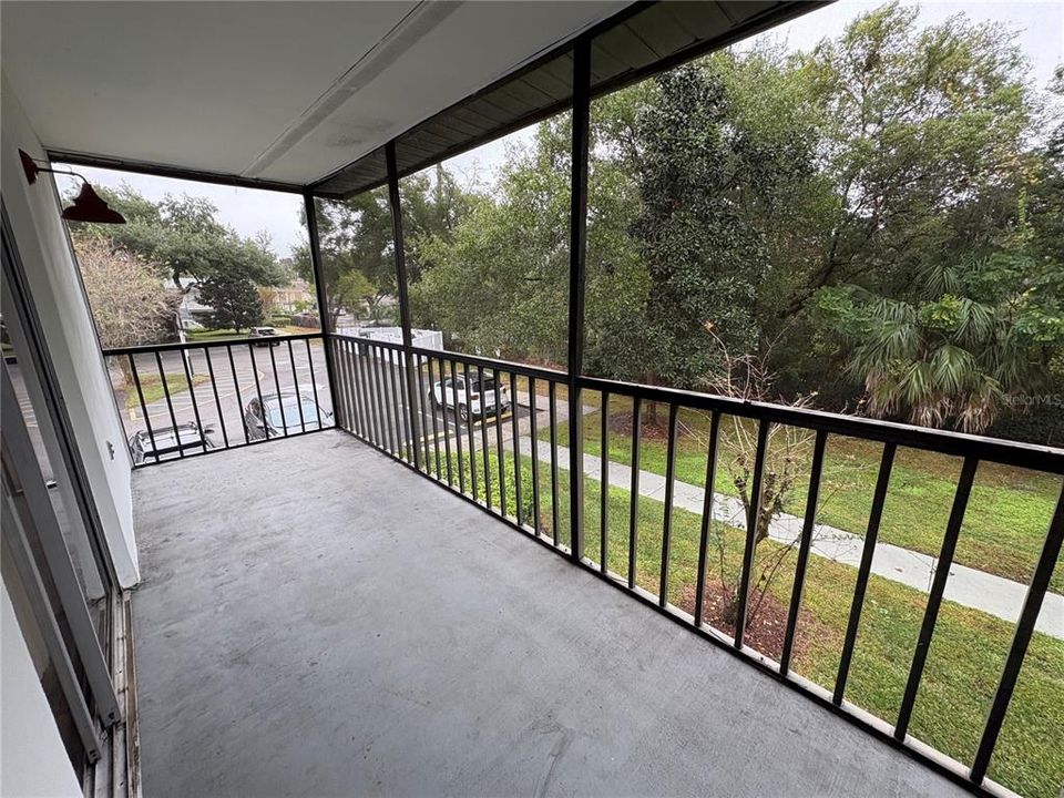 На продажу: $197,000 (2 спален, 2 ванн, 950 Квадратных фут)