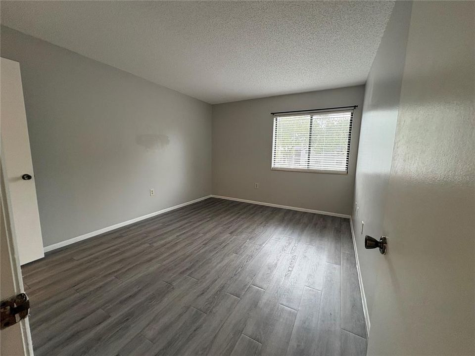 На продажу: $197,000 (2 спален, 2 ванн, 950 Квадратных фут)