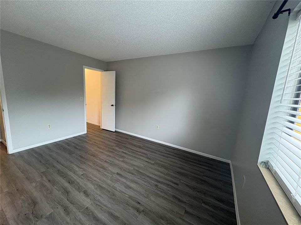 На продажу: $197,000 (2 спален, 2 ванн, 950 Квадратных фут)