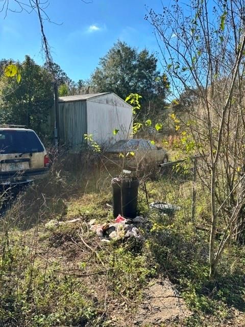 For Sale: $49,900 (2 beds, 1 baths, 672 Square Feet)