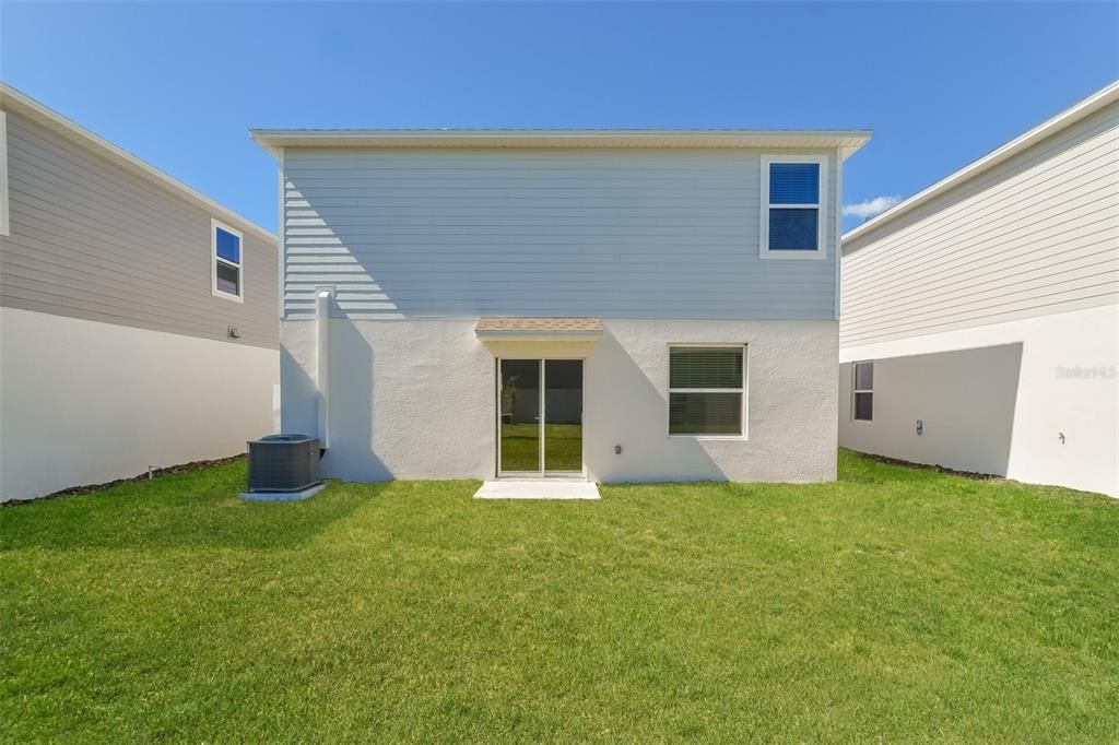 For Rent: $2,095 (5 beds, 2 baths, 2112 Square Feet)