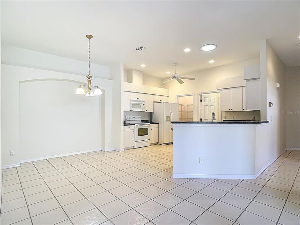 En Venta: $290,000 (3 camas, 2 baños, 1719 Pies cuadrados)