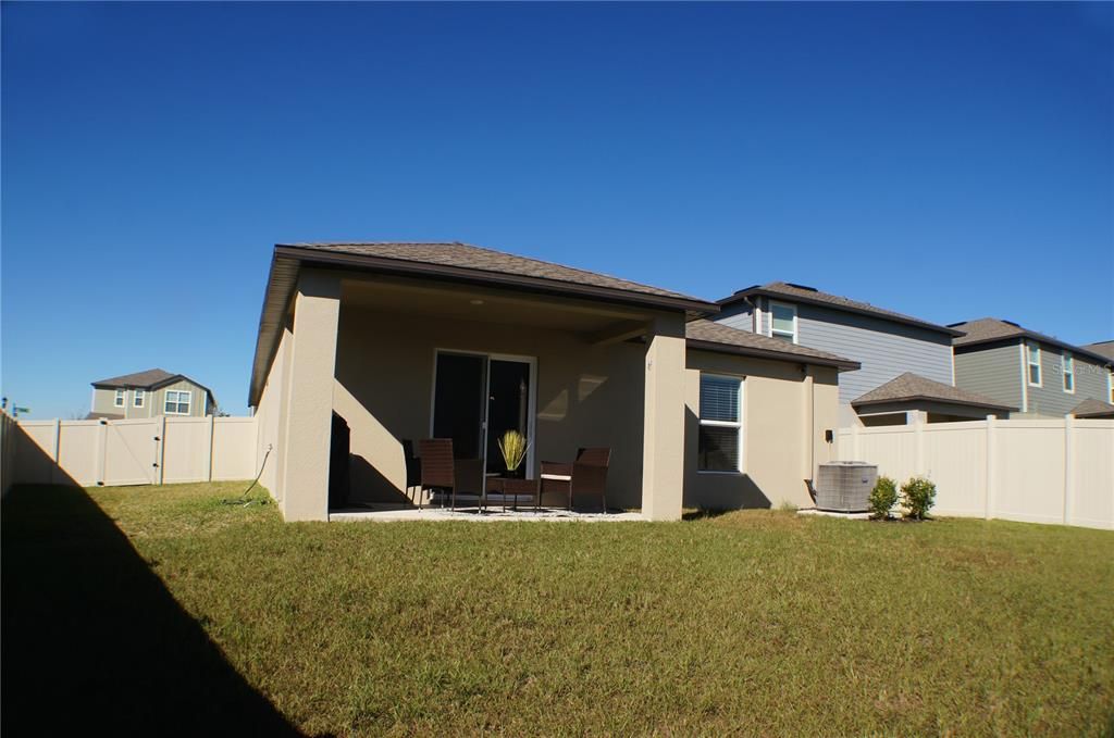 En Renta: $2,400 (3 camas, 2 baños, 1448 Pies cuadrados)