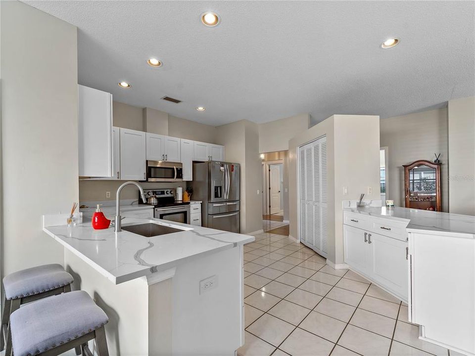 待售: $490,000 (3 贝兹, 2 浴室, 1808 平方英尺)