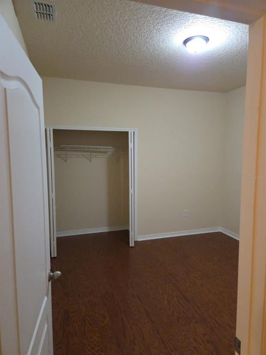 出租: $3,200 (4 贝兹, 3 浴室, 2076 平方英尺)