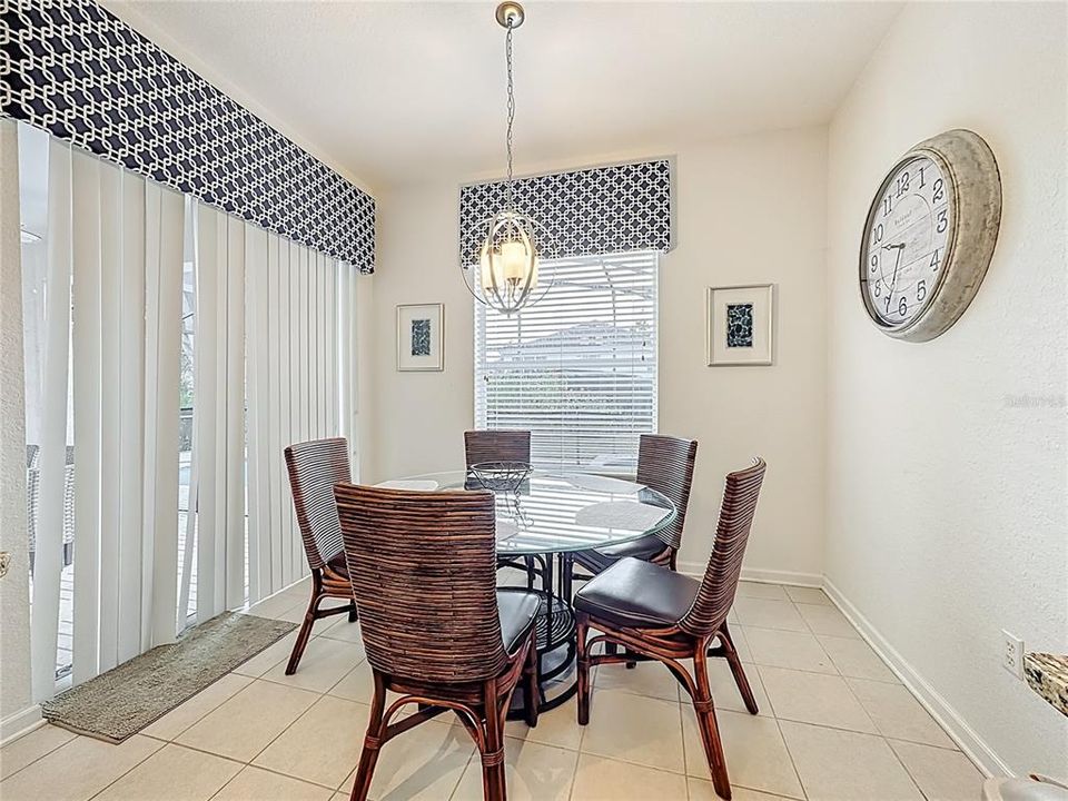 For Sale: $649,000 (5 beds, 5 baths, 2297 Square Feet)