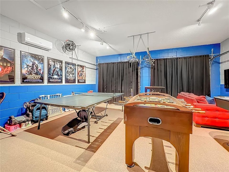 For Sale: $649,000 (5 beds, 5 baths, 2297 Square Feet)