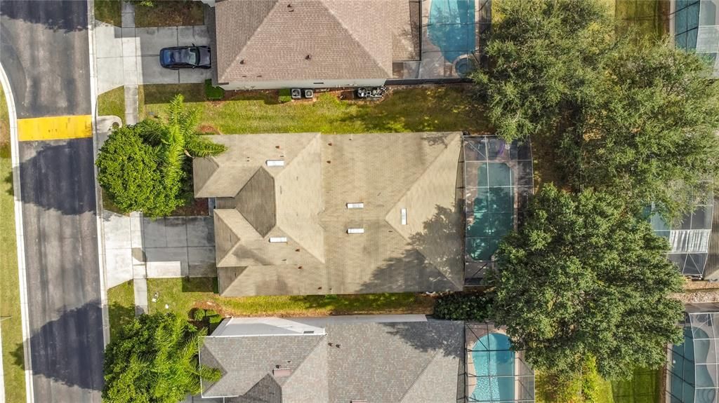 For Sale: $649,000 (5 beds, 5 baths, 2297 Square Feet)