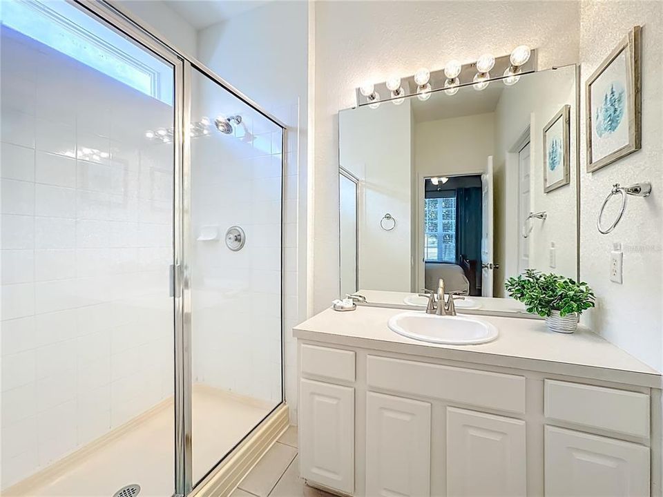 For Sale: $649,000 (5 beds, 5 baths, 2297 Square Feet)