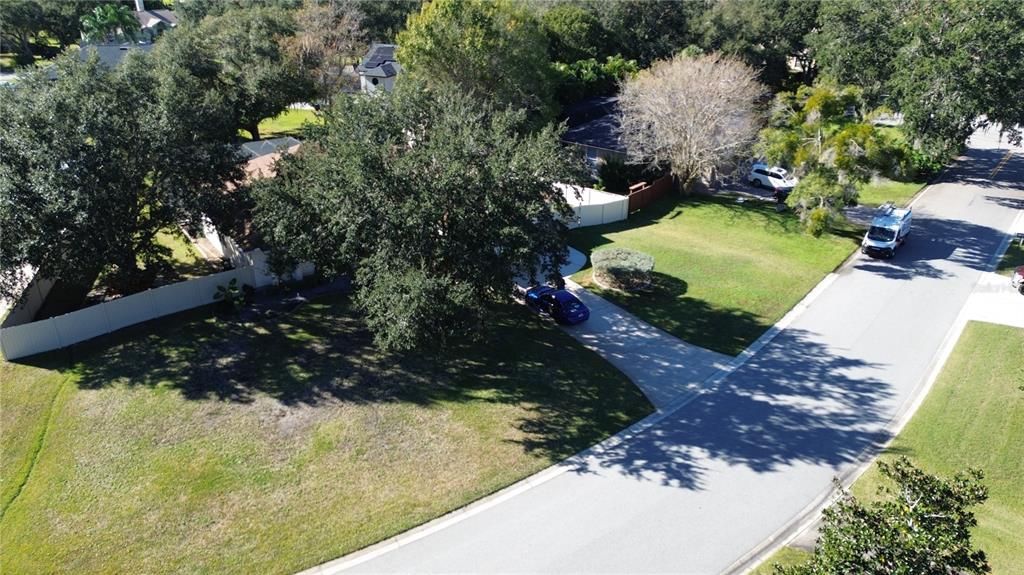 For Sale: $550,000 (4 beds, 2 baths, 2686 Square Feet)