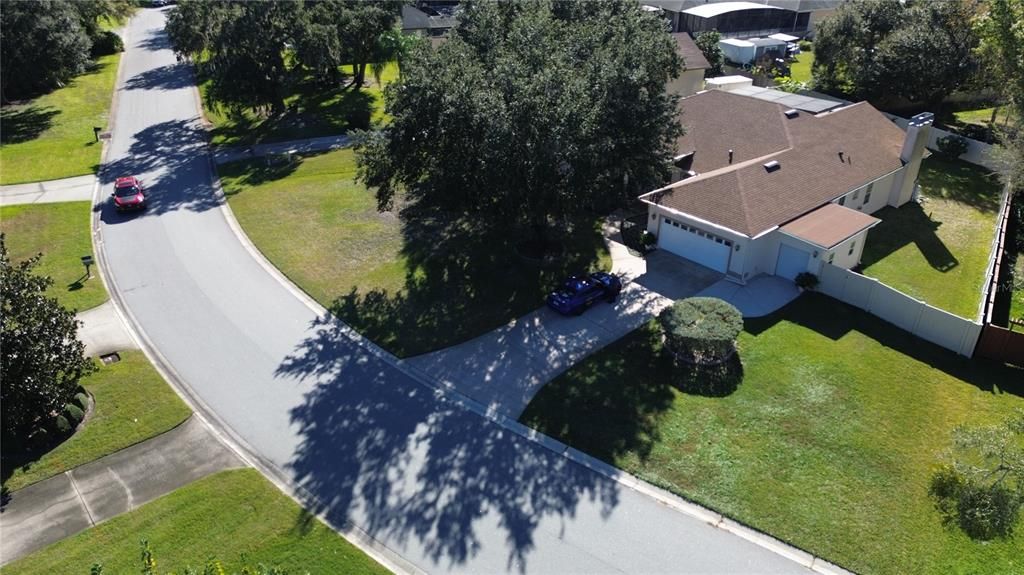 For Sale: $550,000 (4 beds, 2 baths, 2686 Square Feet)