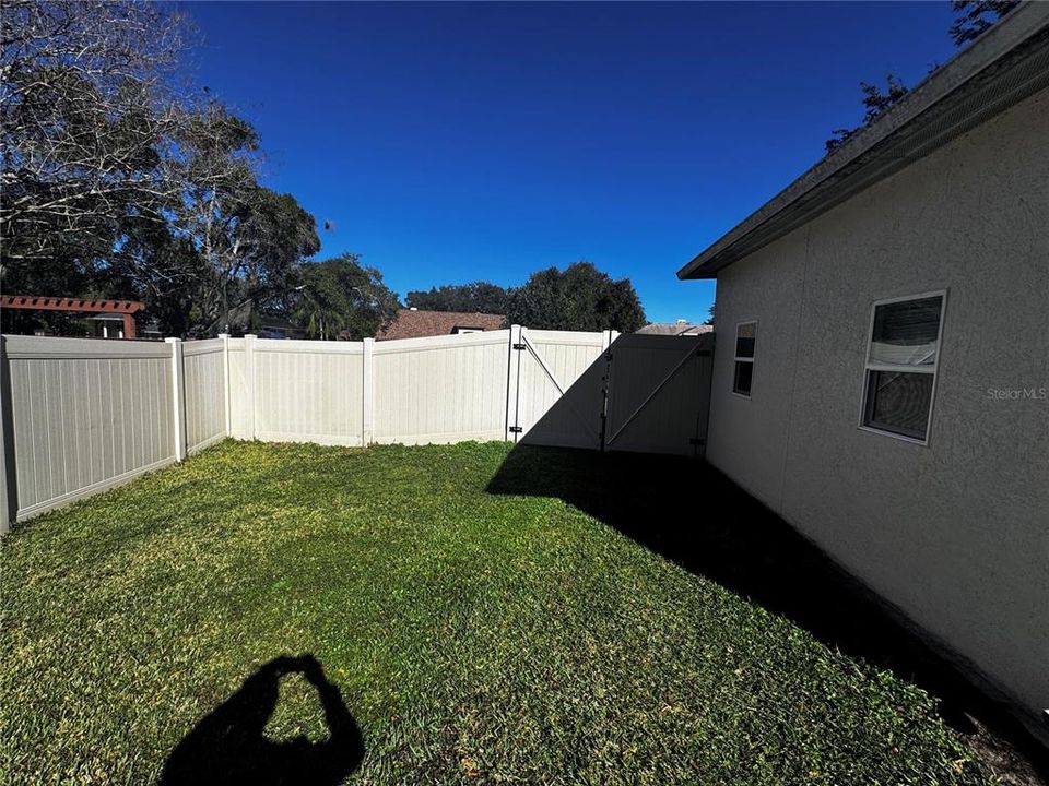 For Sale: $550,000 (4 beds, 2 baths, 2686 Square Feet)