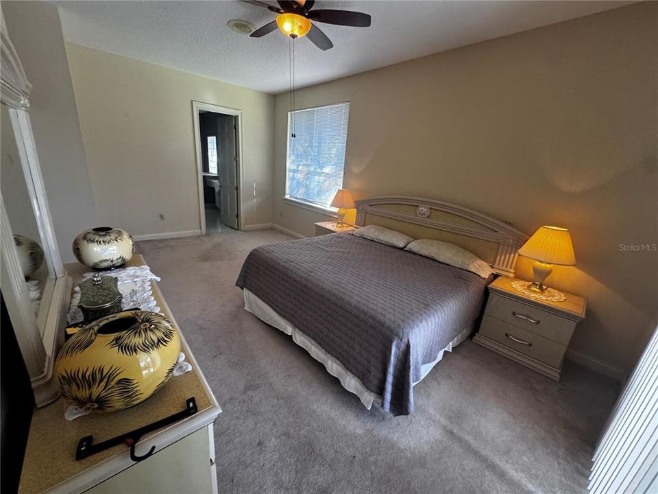 For Sale: $550,000 (4 beds, 2 baths, 2686 Square Feet)