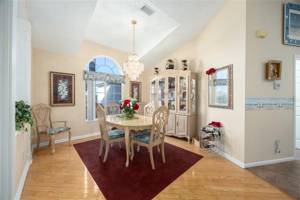 For Sale: $318,900 (3 beds, 2 baths, 1725 Square Feet)