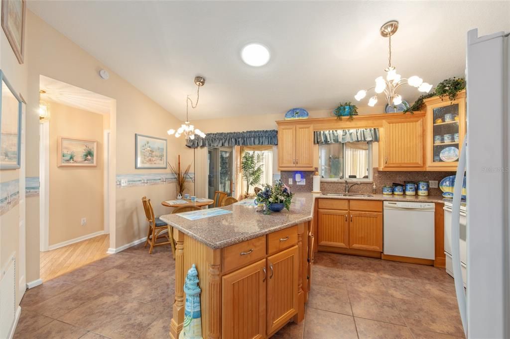 For Sale: $318,900 (3 beds, 2 baths, 1725 Square Feet)