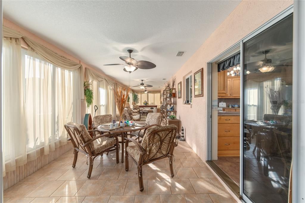 For Sale: $318,900 (3 beds, 2 baths, 1725 Square Feet)