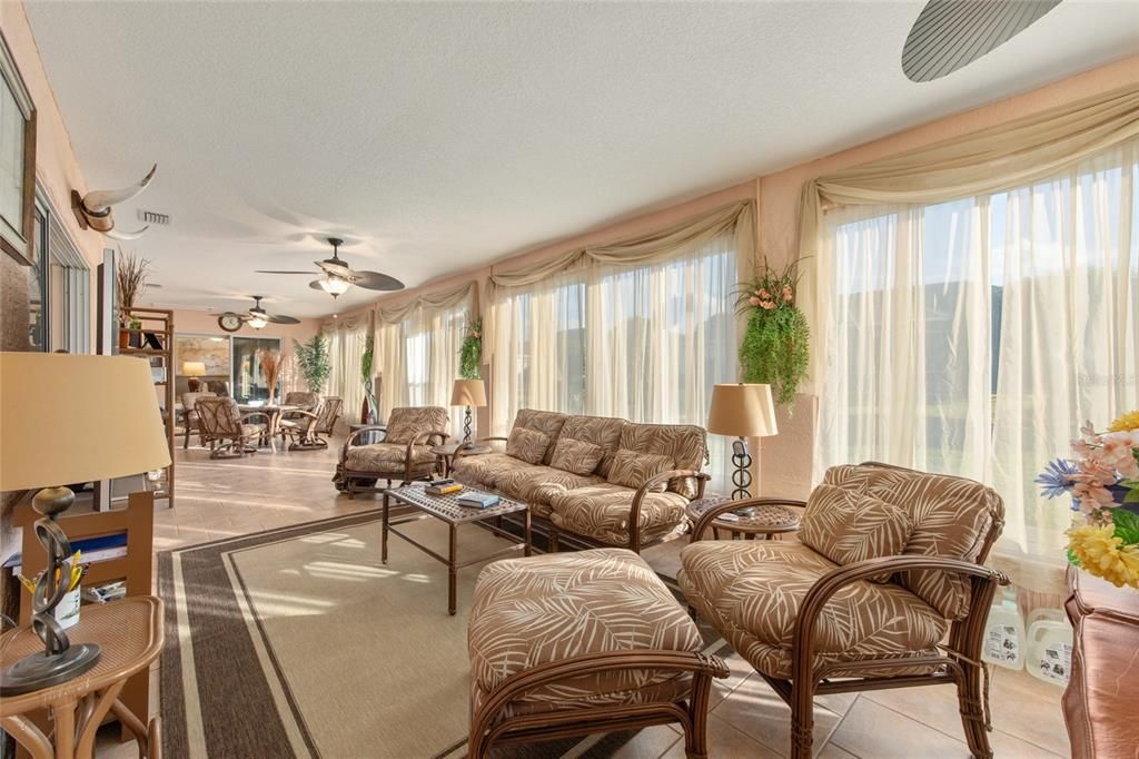 For Sale: $318,900 (3 beds, 2 baths, 1725 Square Feet)