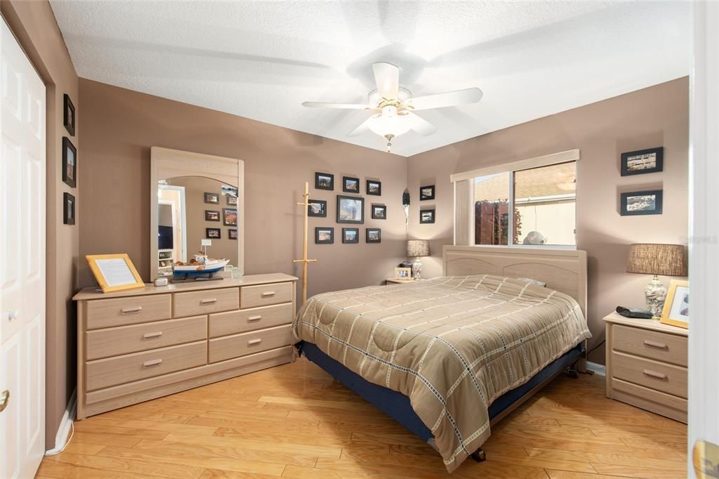 For Sale: $318,900 (3 beds, 2 baths, 1725 Square Feet)