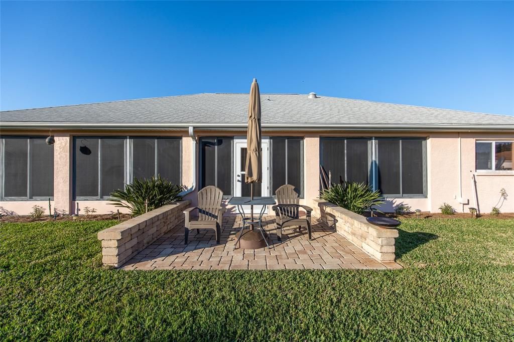 For Sale: $318,900 (3 beds, 2 baths, 1725 Square Feet)