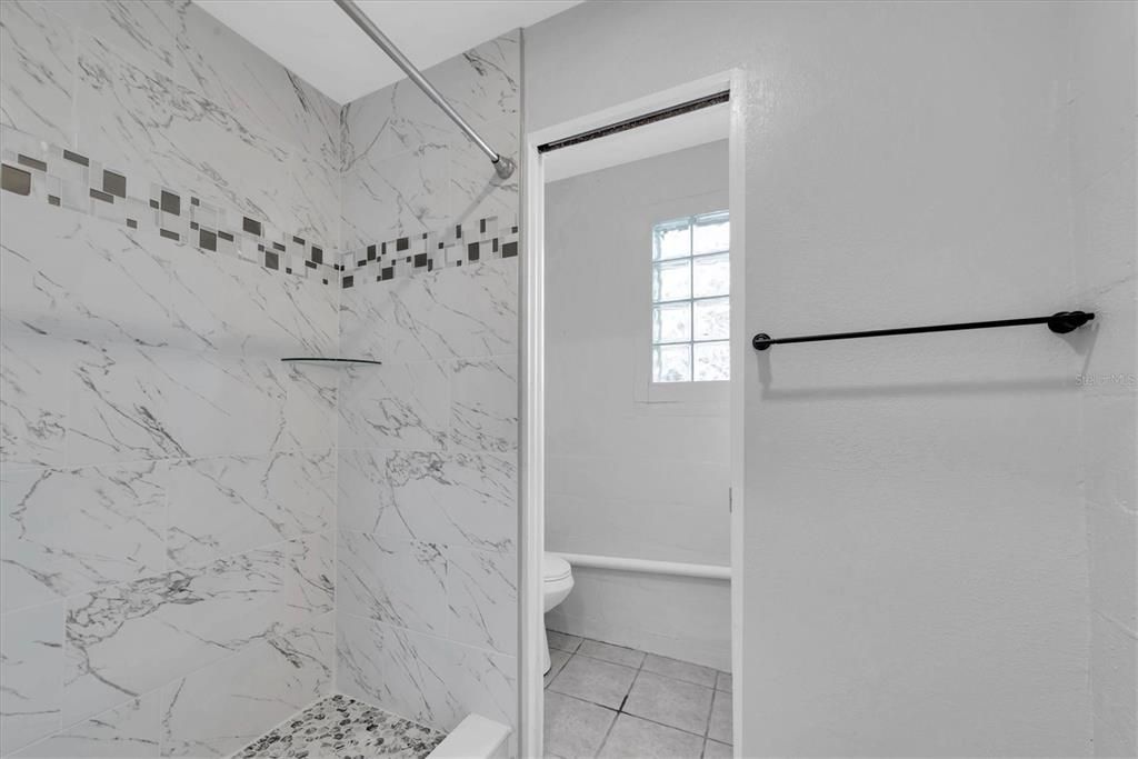 待售: $415,000 (2 贝兹, 2 浴室, 1348 平方英尺)