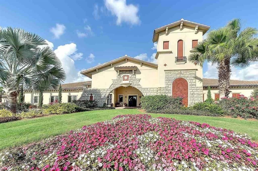 For Sale: $309,900 (2 beds, 2 baths, 1296 Square Feet)