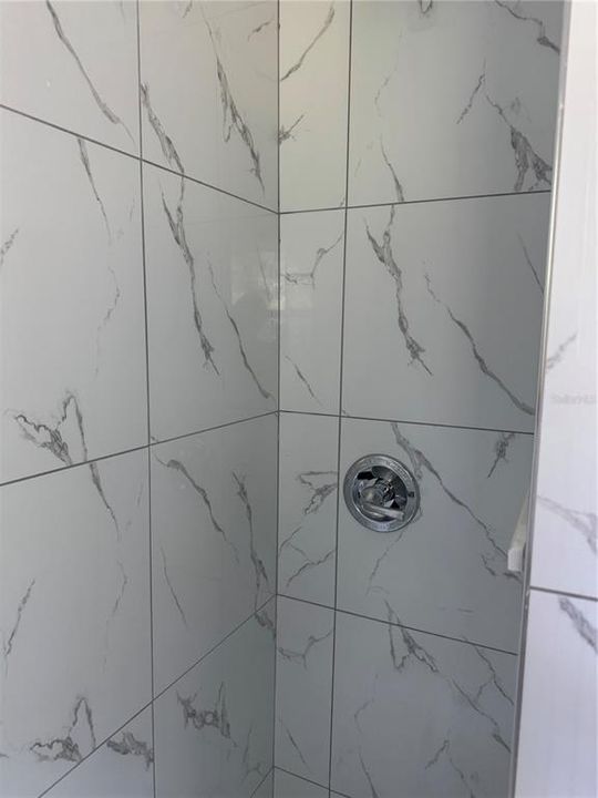 В аренду: $2,000 (3 спален, 1 ванн, 923 Квадратных фут)