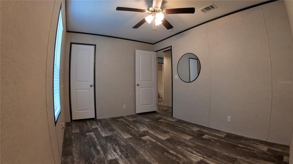 For Sale: $199,000 (3 beds, 2 baths, 1400 Square Feet)