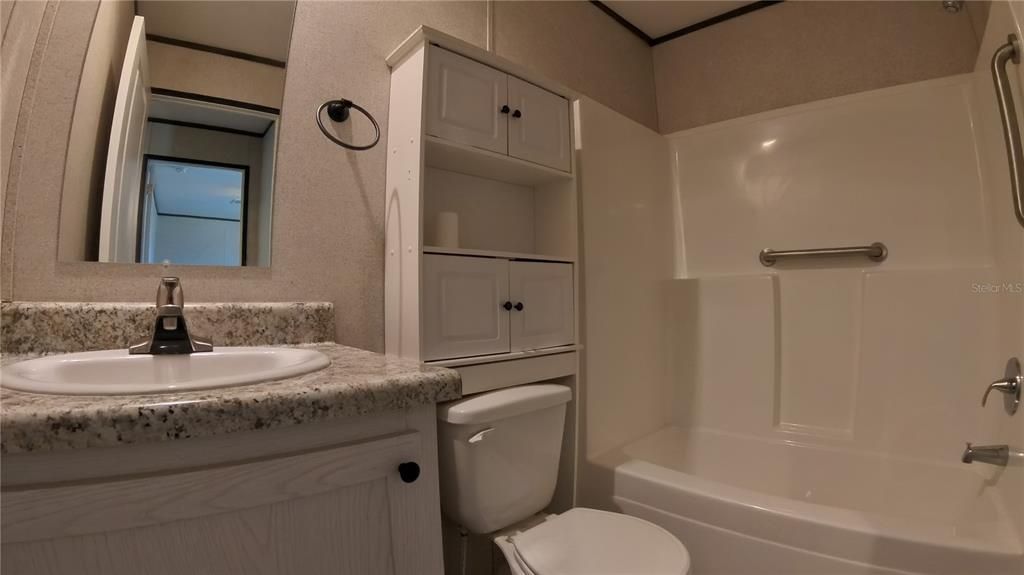 For Sale: $199,000 (3 beds, 2 baths, 1400 Square Feet)