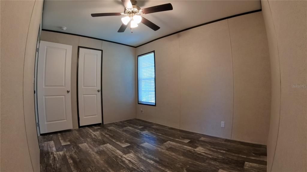 For Sale: $199,000 (3 beds, 2 baths, 1400 Square Feet)