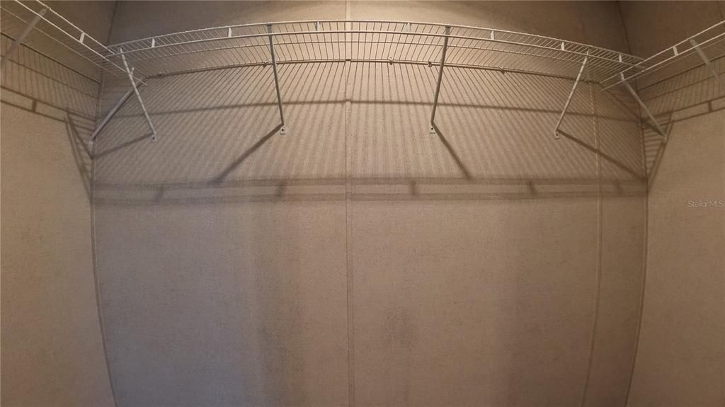 For Sale: $199,000 (3 beds, 2 baths, 1400 Square Feet)