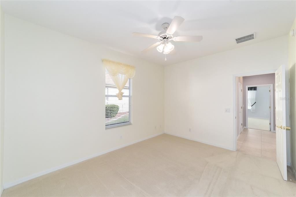 待售: $445,000 (3 贝兹, 2 浴室, 2413 平方英尺)