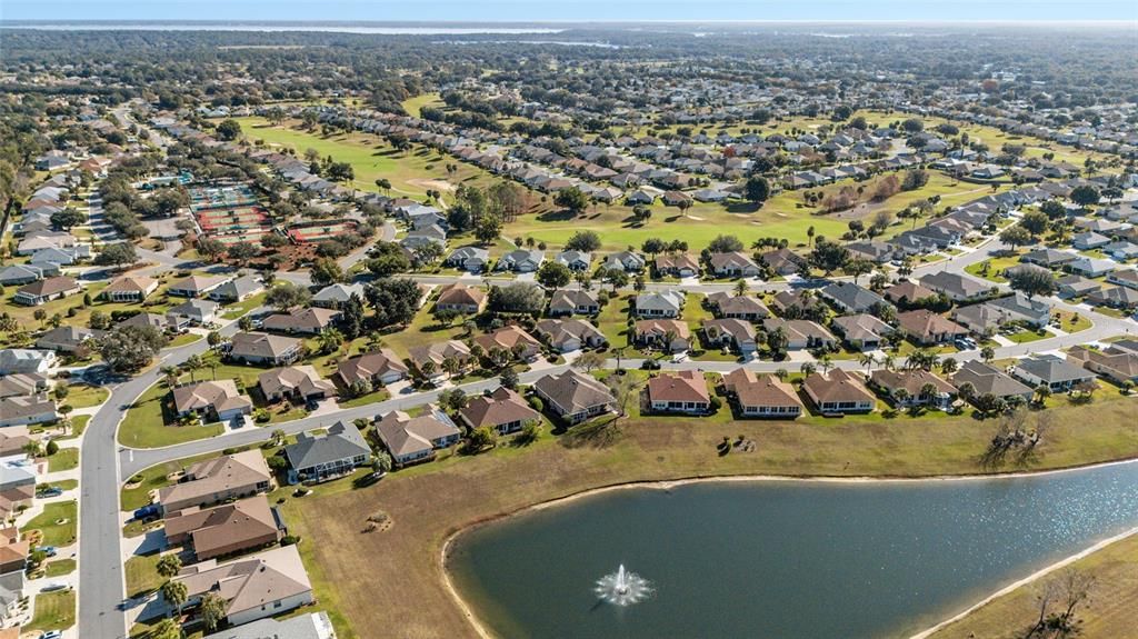 待售: $445,000 (3 贝兹, 2 浴室, 2413 平方英尺)