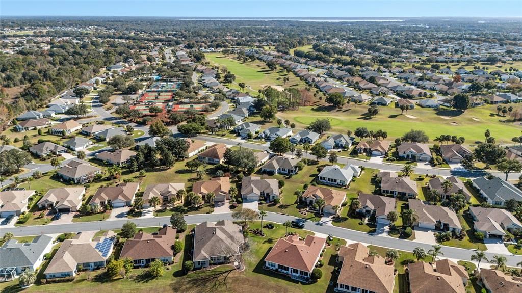 待售: $445,000 (3 贝兹, 2 浴室, 2413 平方英尺)