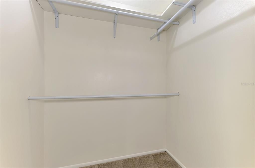 For Sale: $450,000 (4 beds, 2 baths, 1794 Square Feet)