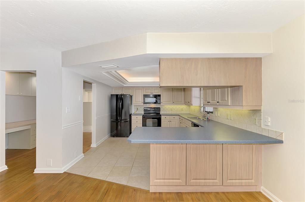 For Sale: $450,000 (4 beds, 2 baths, 1794 Square Feet)