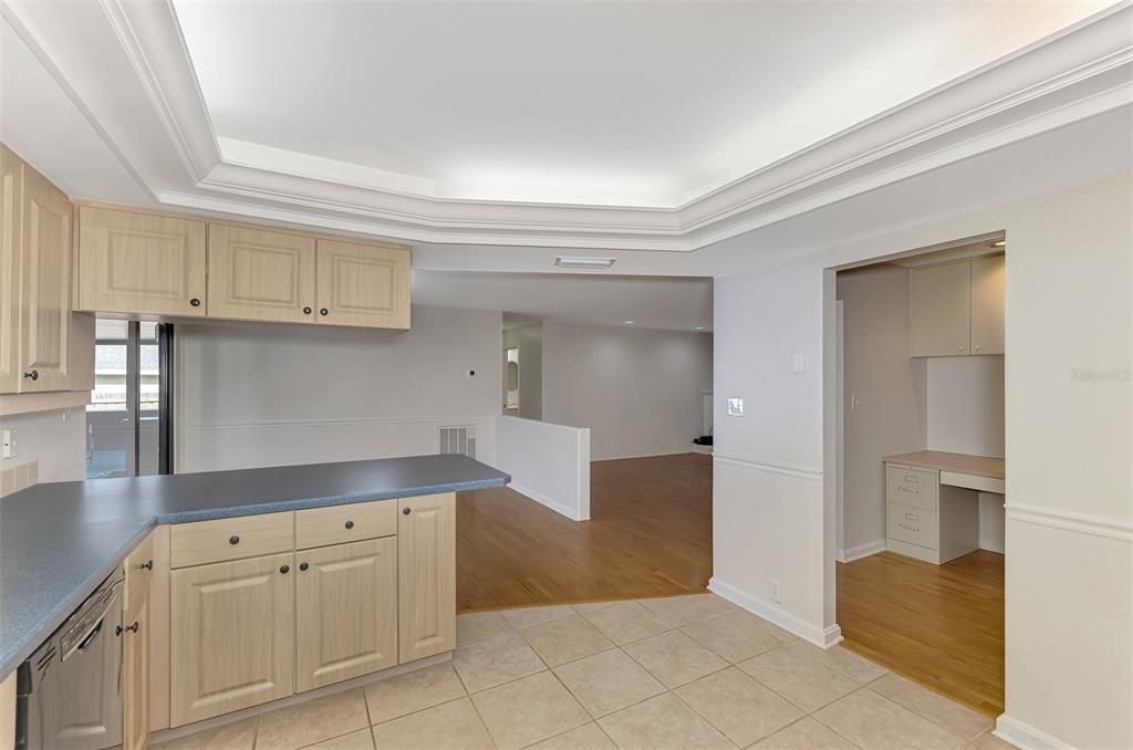 For Sale: $450,000 (4 beds, 2 baths, 1794 Square Feet)