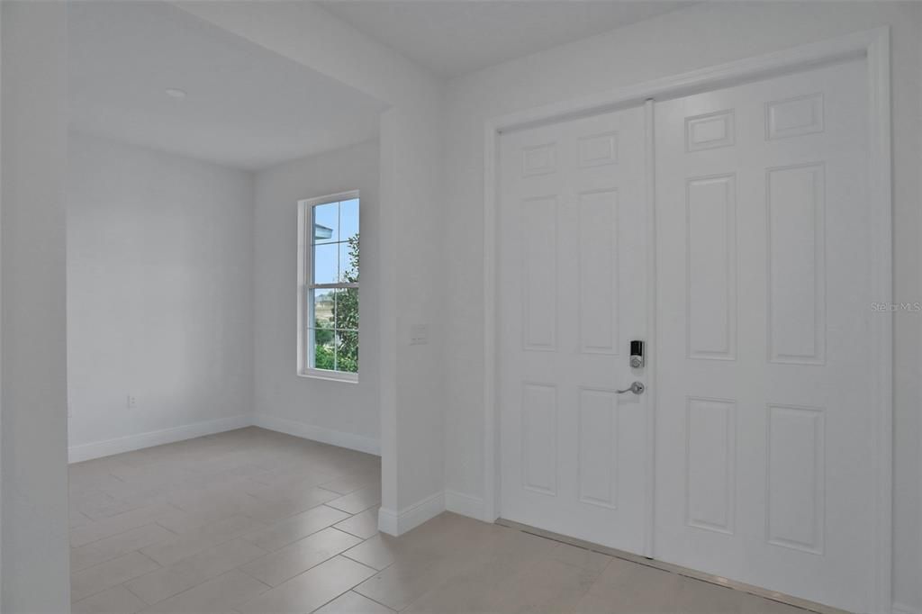 For Sale: $645,391 (3 beds, 3 baths, 2723 Square Feet)