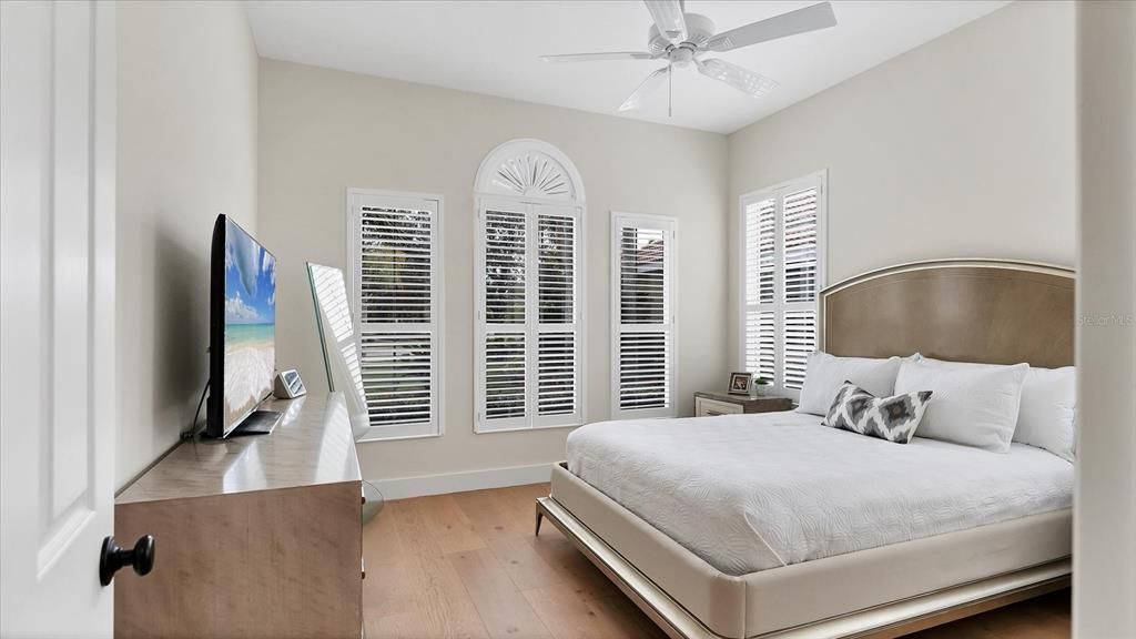 待售: $1,275,000 (3 贝兹, 2 浴室, 2620 平方英尺)