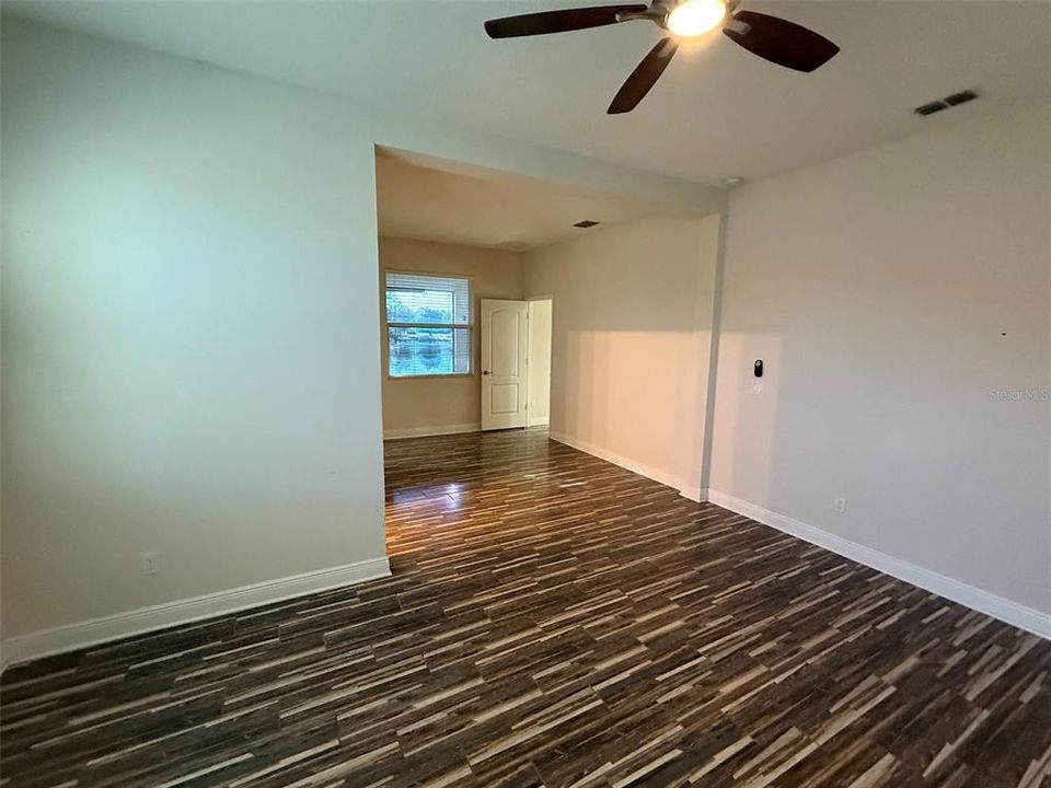 На продажу: $437,500 (4 спален, 3 ванн, 2822 Квадратных фут)