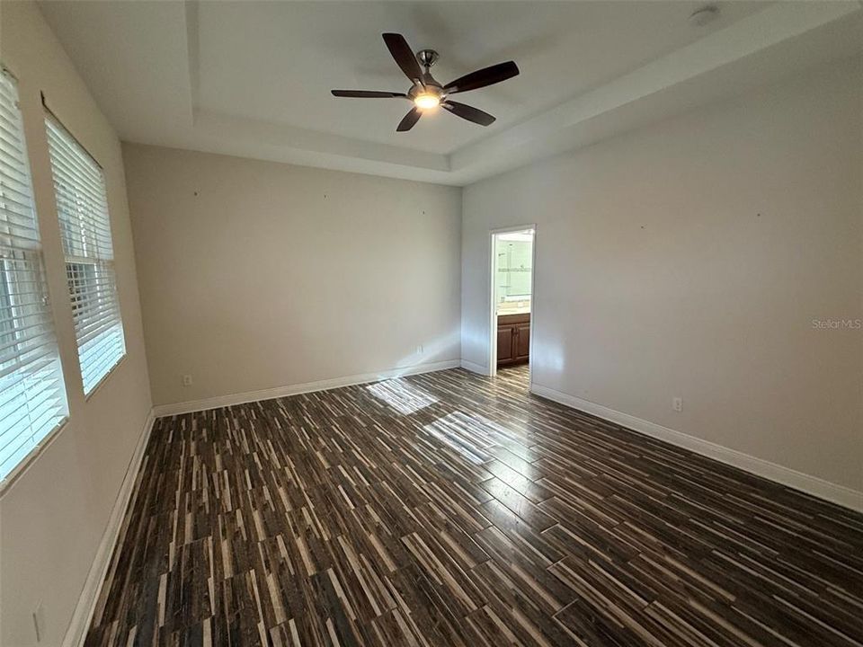 На продажу: $437,500 (4 спален, 3 ванн, 2822 Квадратных фут)