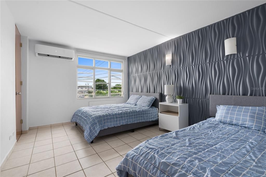 待售: $195,000 (2 贝兹, 3 浴室, 1527 平方英尺)