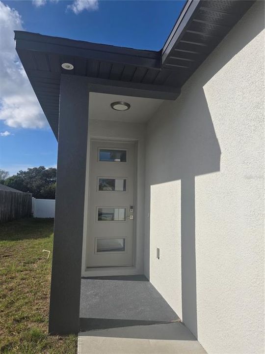 出租: $1,850 (3 贝兹, 2 浴室, 1350 平方英尺)