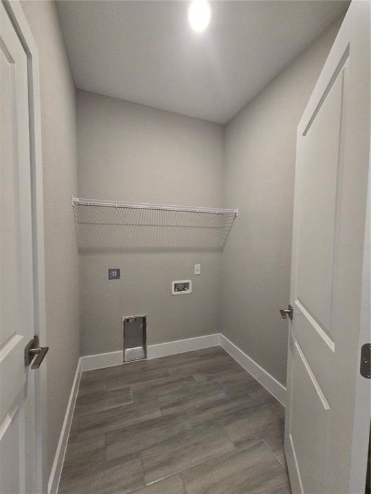 出租: $1,850 (3 贝兹, 2 浴室, 1350 平方英尺)