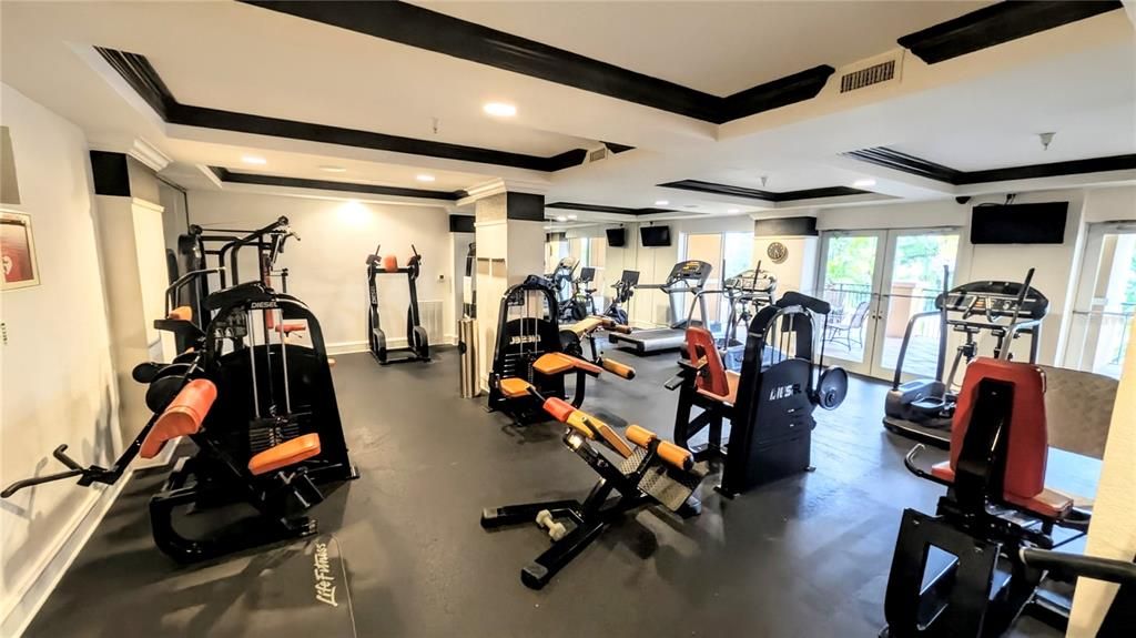 For Rent: $2,800 (2 beds, 2 baths, 1084 Square Feet)