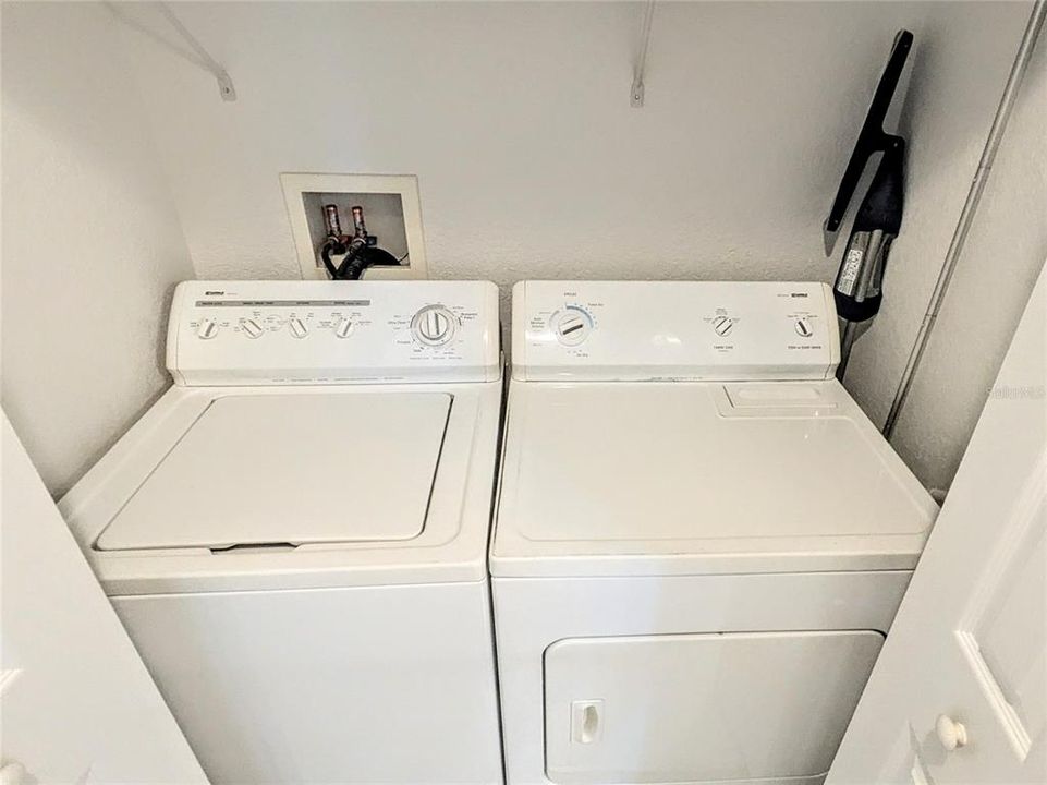 For Rent: $2,800 (2 beds, 2 baths, 1084 Square Feet)