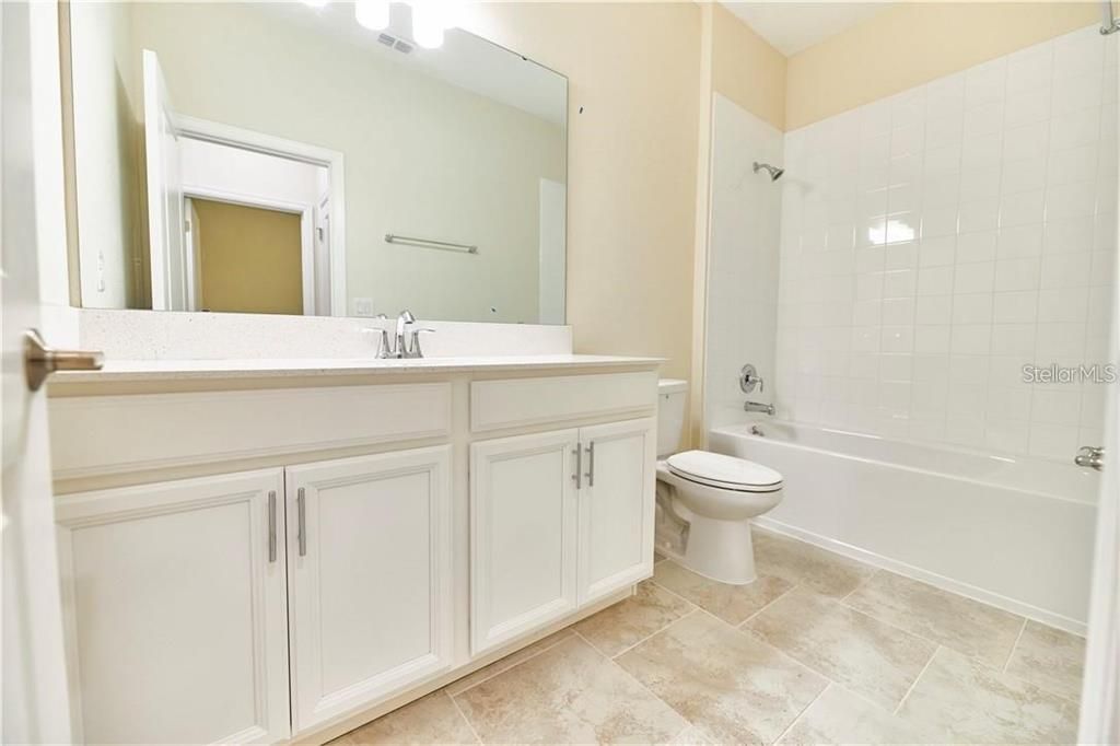 For Sale: $365,000 (3 beds, 2 baths, 1979 Square Feet)