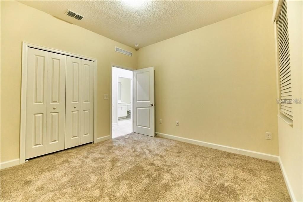 For Sale: $365,000 (3 beds, 2 baths, 1979 Square Feet)