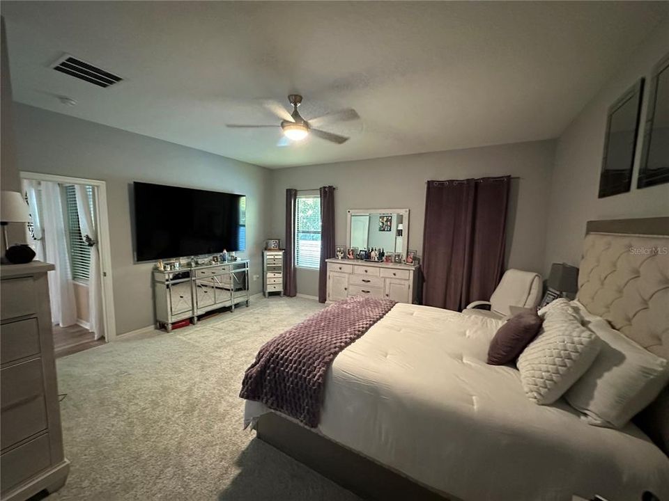 待售: $379,900 (4 贝兹, 3 浴室, 2414 平方英尺)